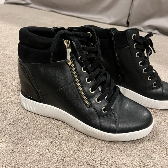 ALDO Womens Black Ailanna Wedge Sneaker - Picture 1 of 5